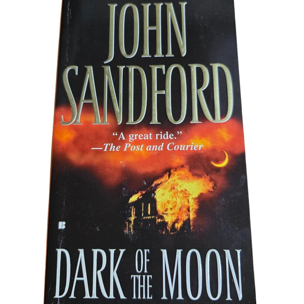 Dark Of The Moon 2008 Paperback. A Virgil Flowers Novel